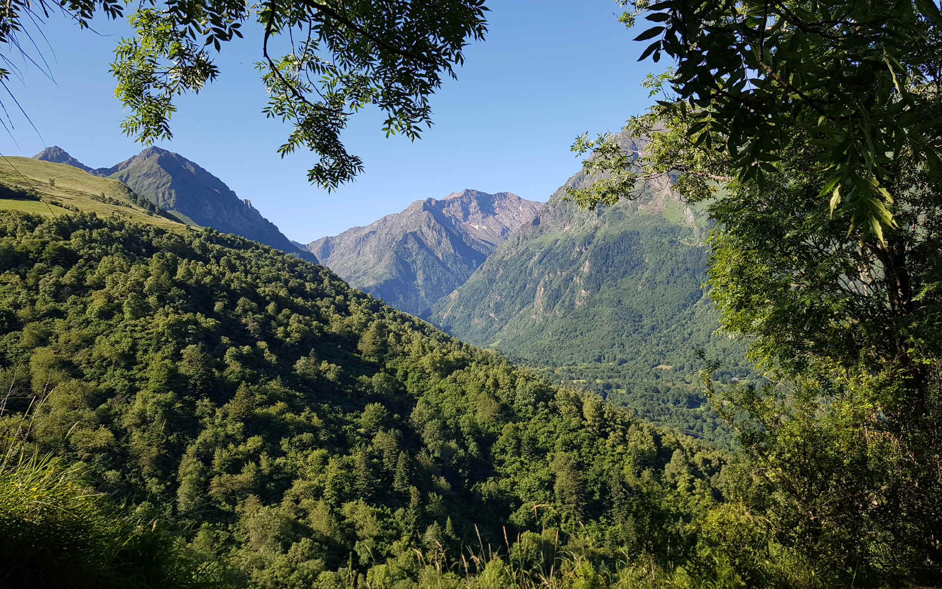 Azet > Granges d'Astau